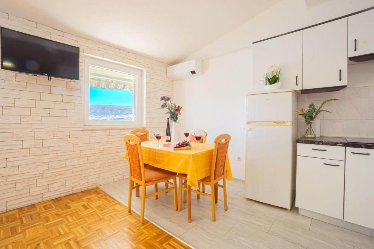 Apartamento Galinec With Mountain And Seaview Metajna Exterior foto