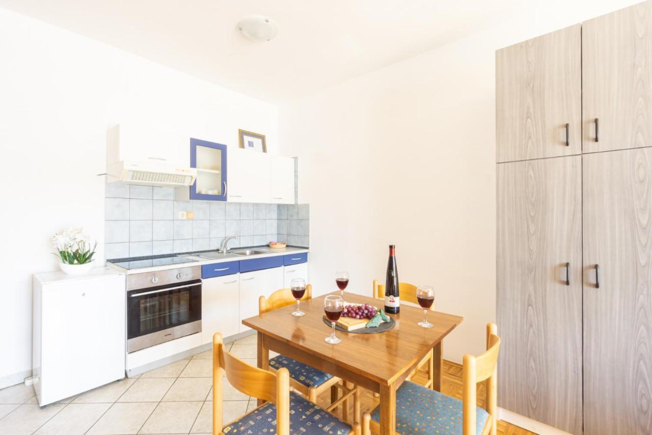 Apartamento Galinec With Mountain And Seaview Metajna Habitación foto
